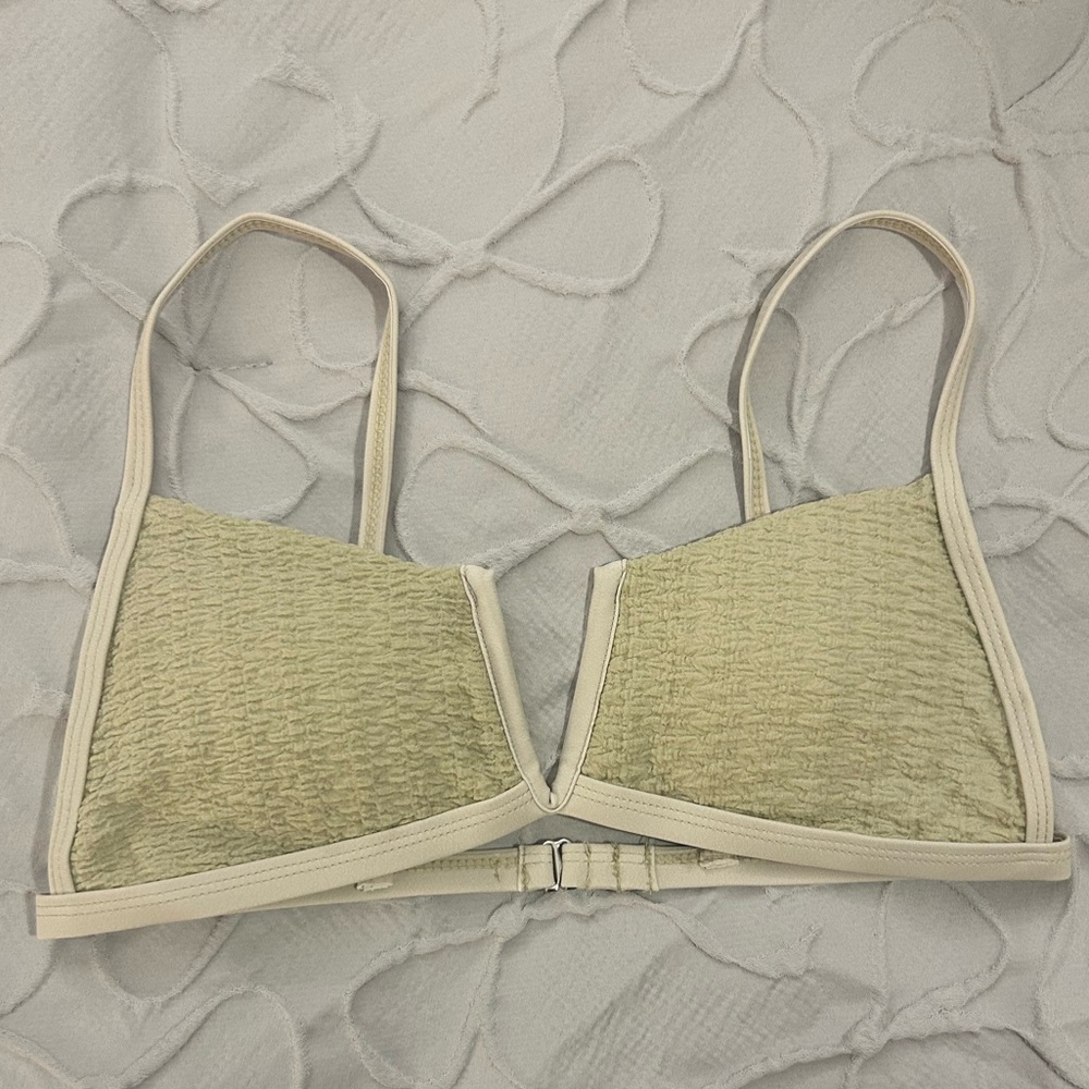 Bikini top